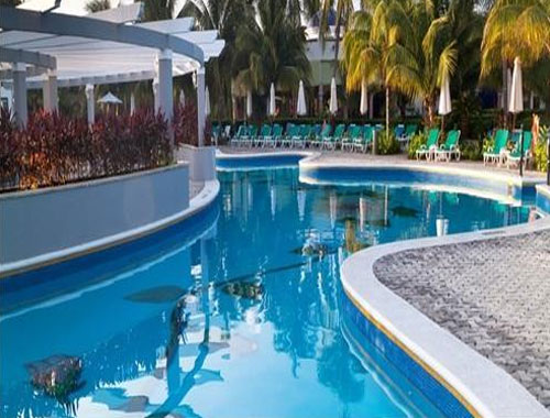 Commercial Swimming Pool in Lucknow