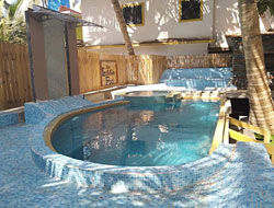 Fiberglass Olive Swimming Pool Manufacturer in Lucknow