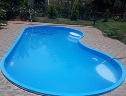 Fiberglass Bean Shape Swimming Pool Manufacturer in Lucknow